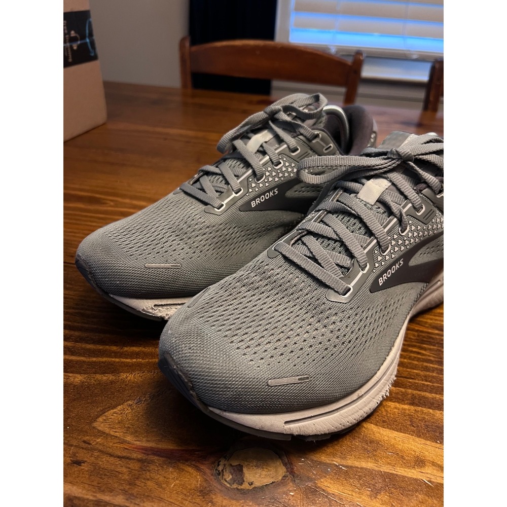 Brooks Ghost 14 Running Shoes Mens 11 Wide 2E Grey 1103692E067 Good Preowned